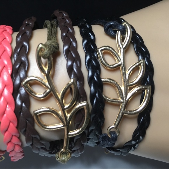 Jewelry - Picture 3 of 8